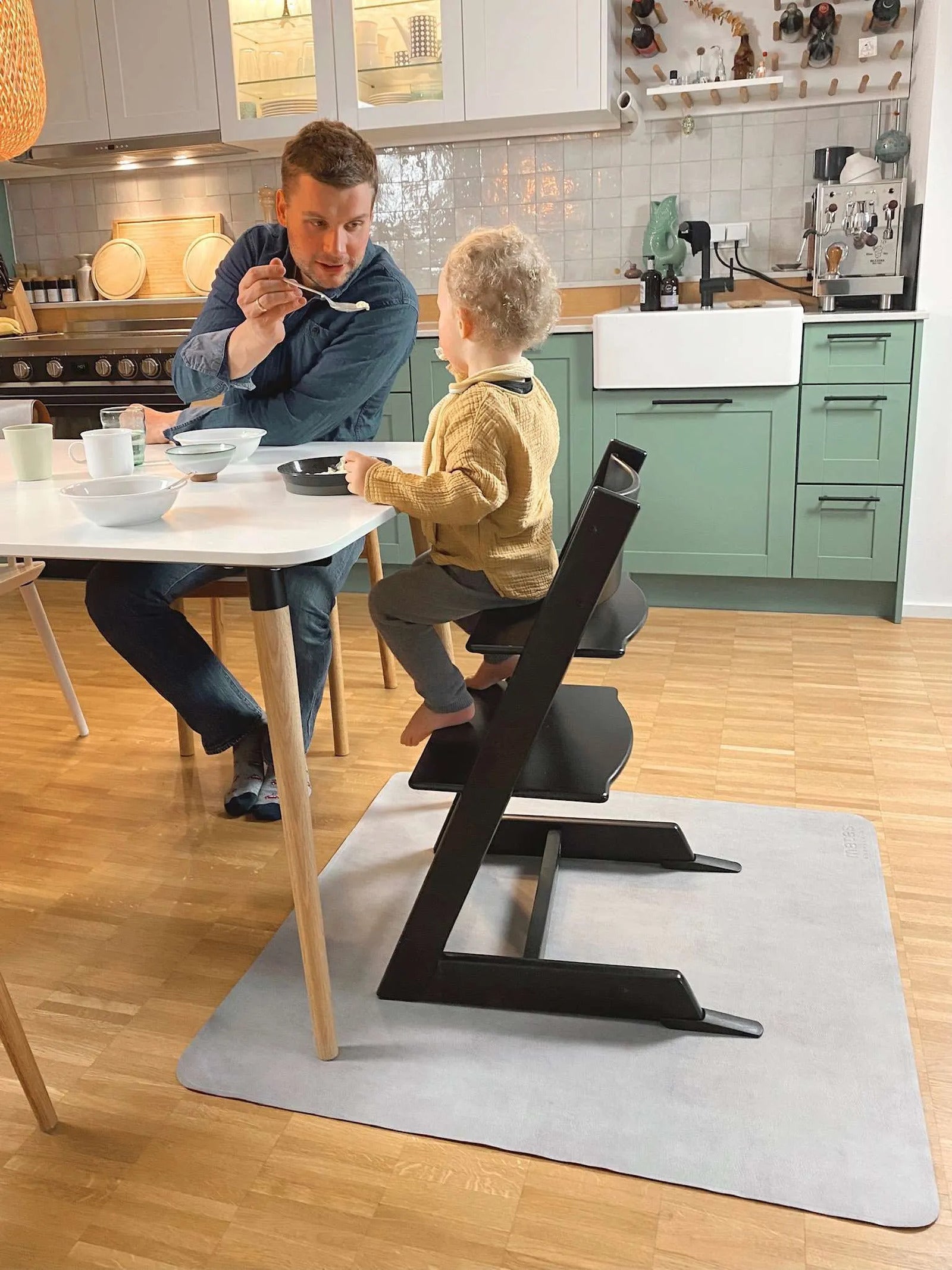 Bodenschutzmatte 100 × 100 cm als stilvolle Alternative zur Plastikmatte